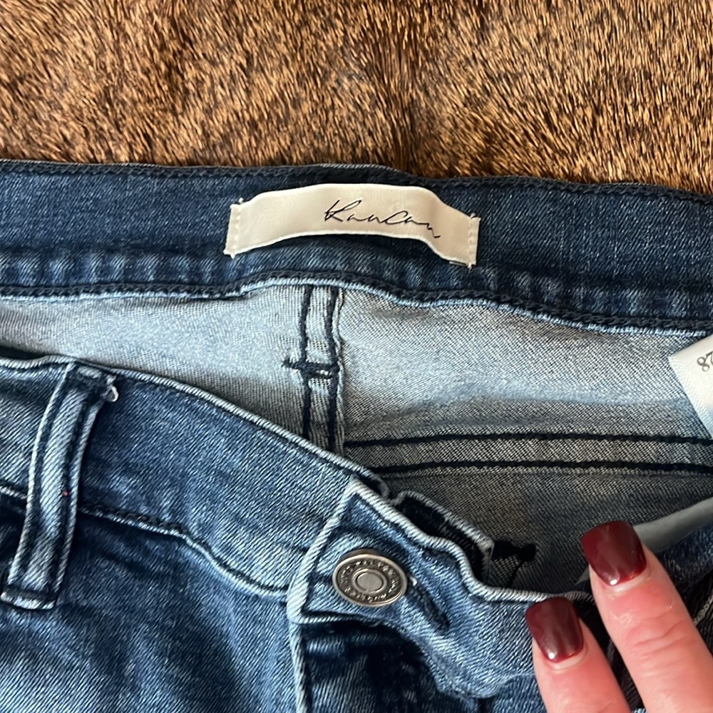 Kancan Capris - Picture 2 of 5